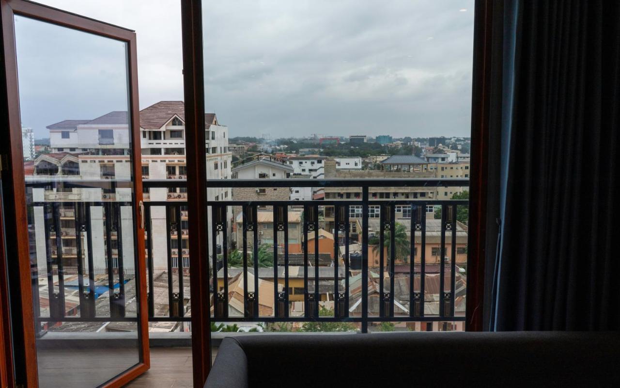 G.C Royal Hotel Acra Exterior foto